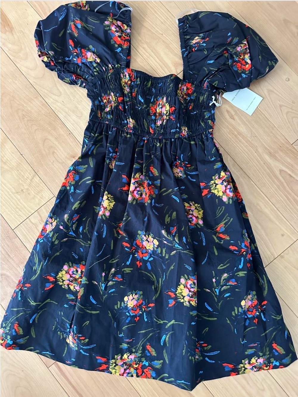 Women’s Navy Floral Puff-Sleeve Dress